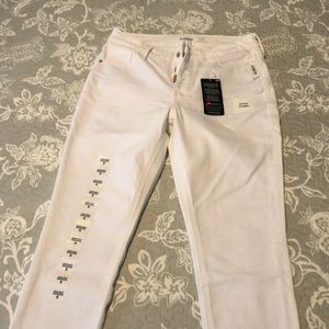 Ankle length rockstar jeans